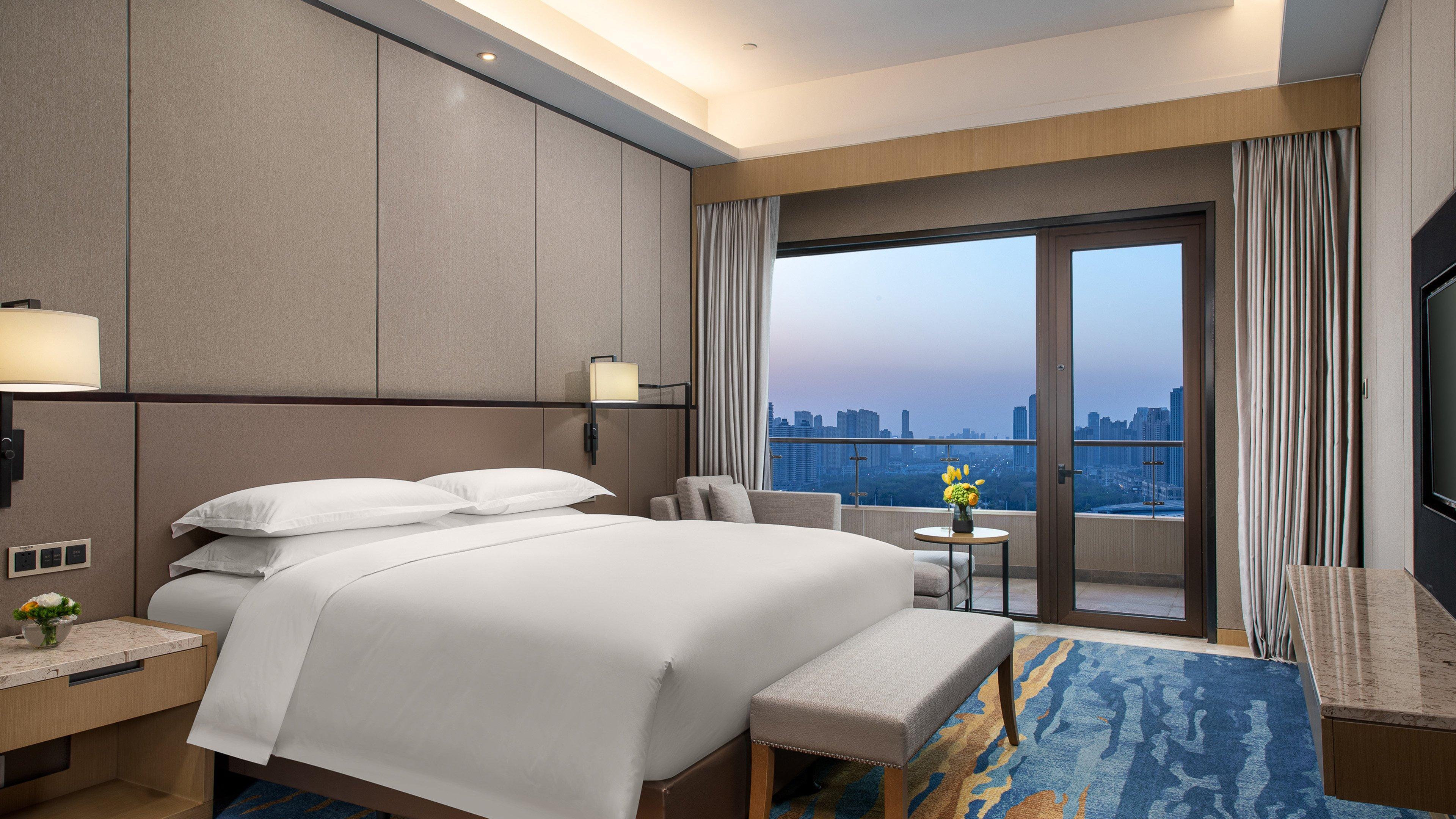 Intercontinental Wuhan By Ihg - Yangtze River View Exterior photo