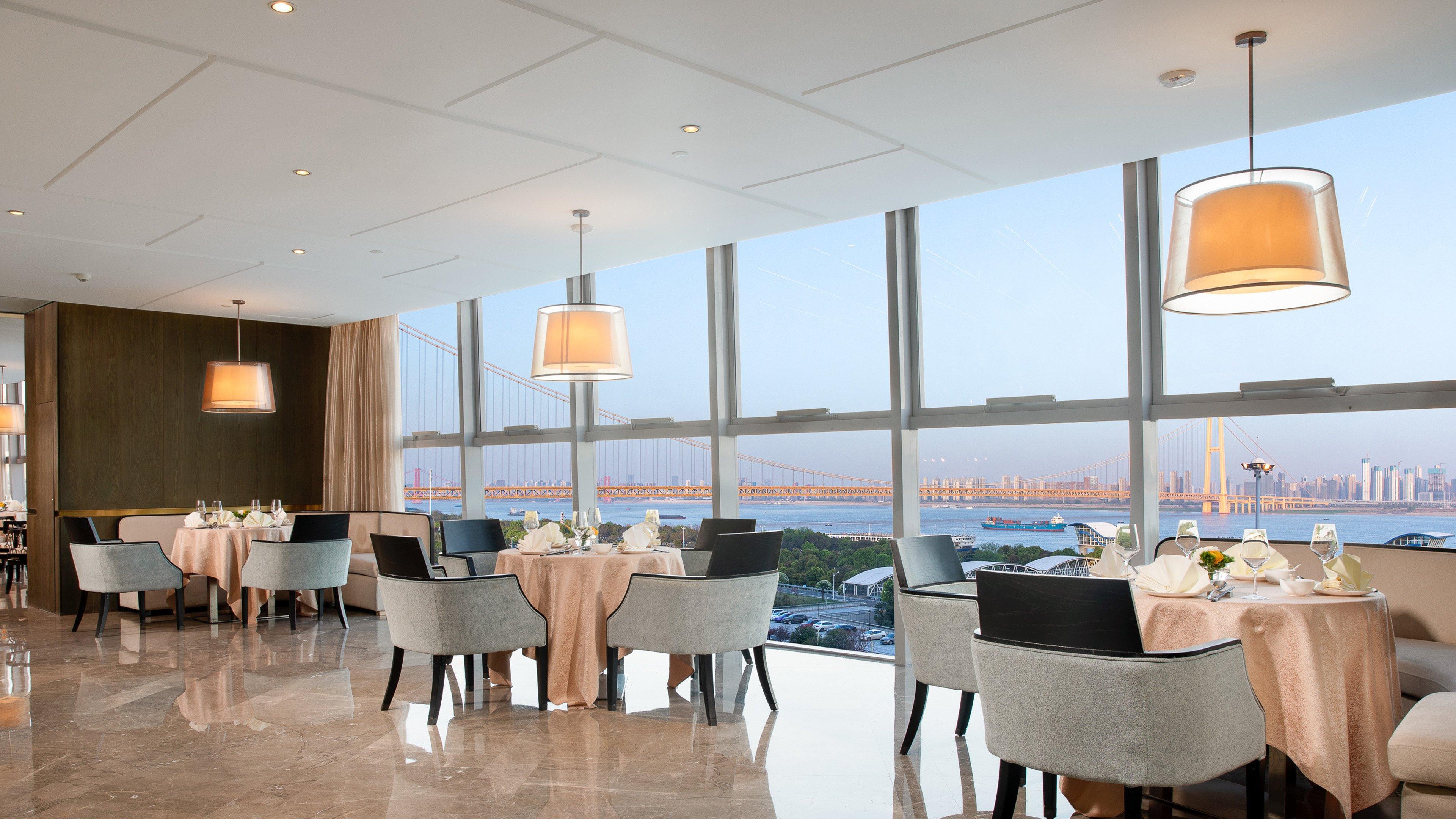 Intercontinental Wuhan By Ihg - Yangtze River View Exterior photo